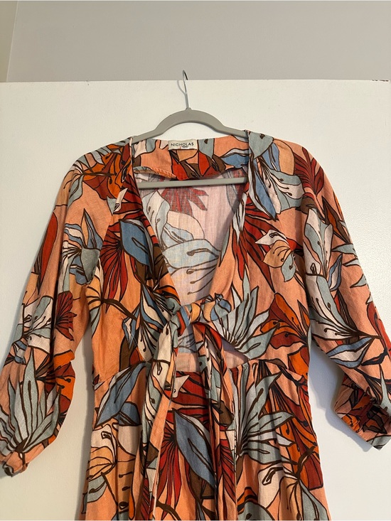 NICHOLAS Dresses & Skirts - Nicholas Peach Tropical Tie-Front Women's Dress